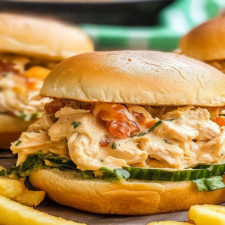Crock Pot Ranch Chicken Sandwiches