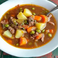 My Moms Old-Fashioned Vegetable Beef Soup