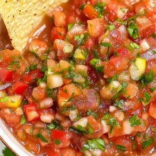 Fresh Salsa Recipe (5 Minutes)