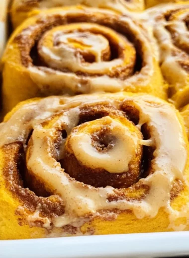 Pumpkin Cinnamon Rolls
