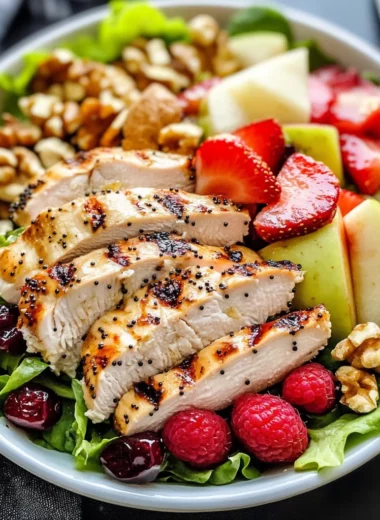 The Best Strawberry Chicken Salad