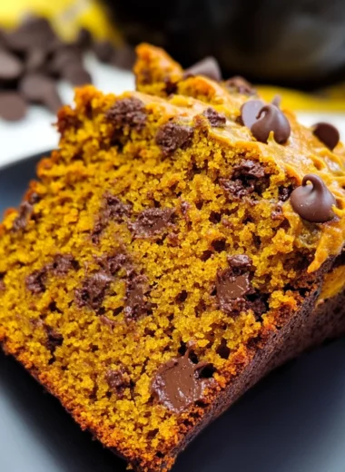 Best Chocolate Chip Pumpkin Bread