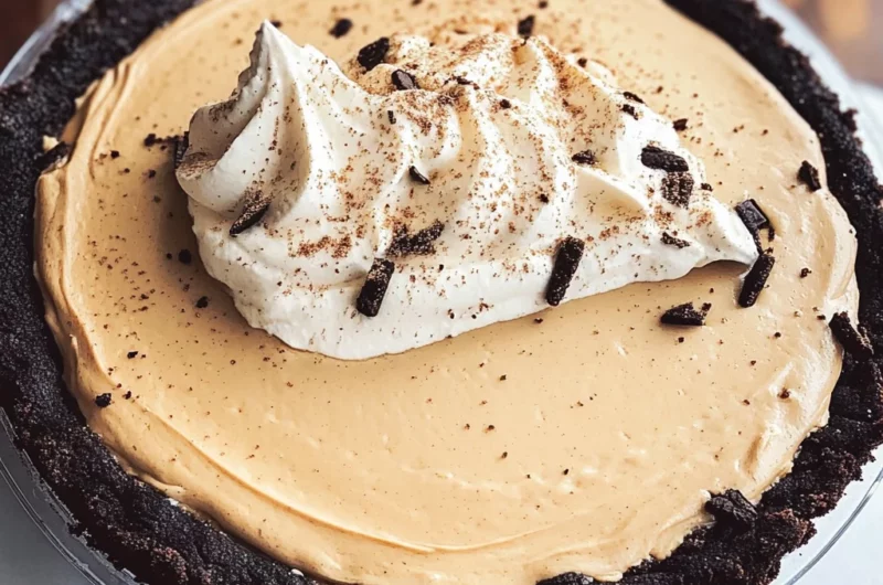 Creamy Coffee Pie Recipe (No Bake, 6 Ingredients)