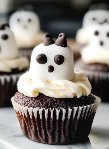 Marshmallow Ghost Cupcakes