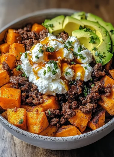 Sweet Potato Beef Bowl with Hot Honey and Cottage Cheese Recipe (Viral TikTok Recipe!)