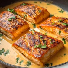 Creamy Roasted Red Pepper Salmon