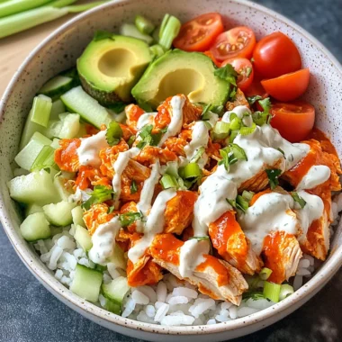 Buffalo Chicken Bowls: A Delicious and Easy Recipe for Game Day or Weeknight Dinners