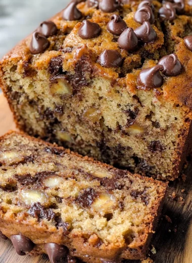 Easy Chocolate Chip Banana Bread