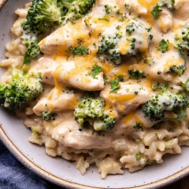 Irresistible Crockpot Creamy Broccoli Cheddar Chicken Delight
