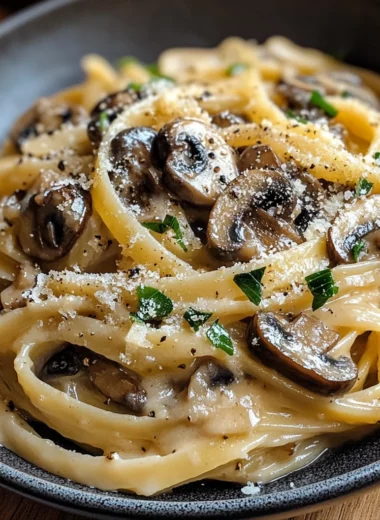 Caramelized Leek and Mushroom Gruyere Pasta
