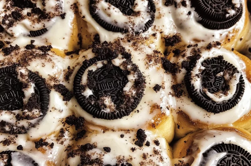 Cookies and Cream Cinnamon Rolls