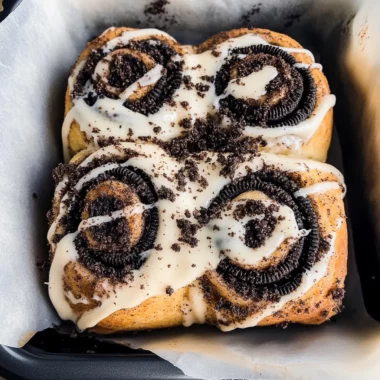Oreo Cinnamon Roll