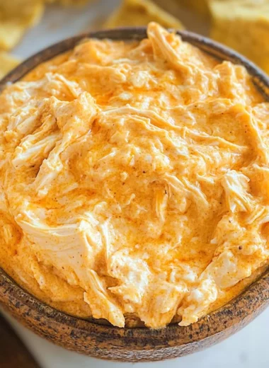 Slow Cooker Buffalo Chicken Dip