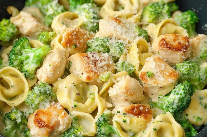 Creamy Garlic Parmesan Tortellini with Chicken and Broccoli