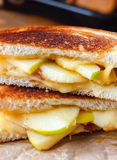 Apple & Gouda Grilled Cheese