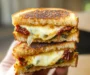 Sun-Dried Tomato Pesto Grilled Cheese: A Flavor Delight!