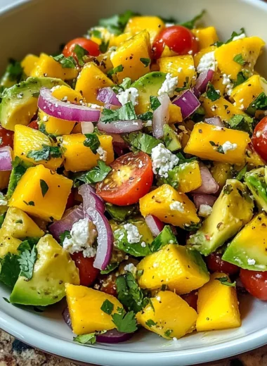 Avocado Mango Salad with Zesty Lime Dressing