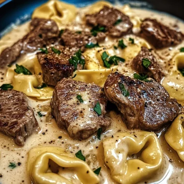 Cracked Garlic Steak Tortellini in Creamhouse Sauce Bliss