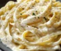 Easy Creamy Fettuccine Alfredo Pasta