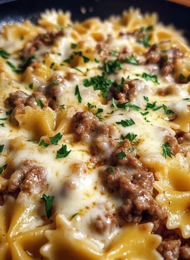 CHEESY GARLIC PARMESAN BEEF BOWTIE PASTA SKILLET