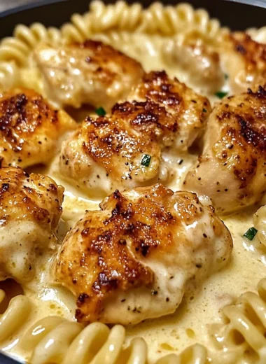Creamy Garlic Butter Chicken and Rotini in Parmesan Sauce