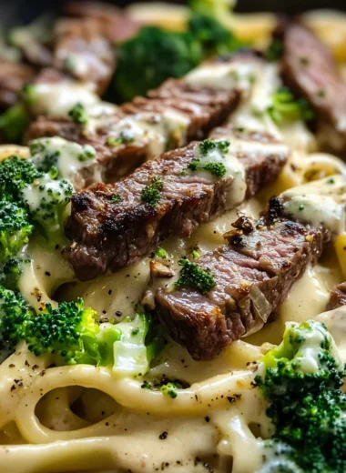 One Pan Pepper Jack Steak Alfredo