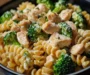 Super Creamy Chicken & Broccoli Pasta Twist
