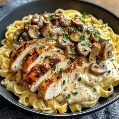 Ultimate Creamy Garlic Mushroom Chicken Pasta Bowl